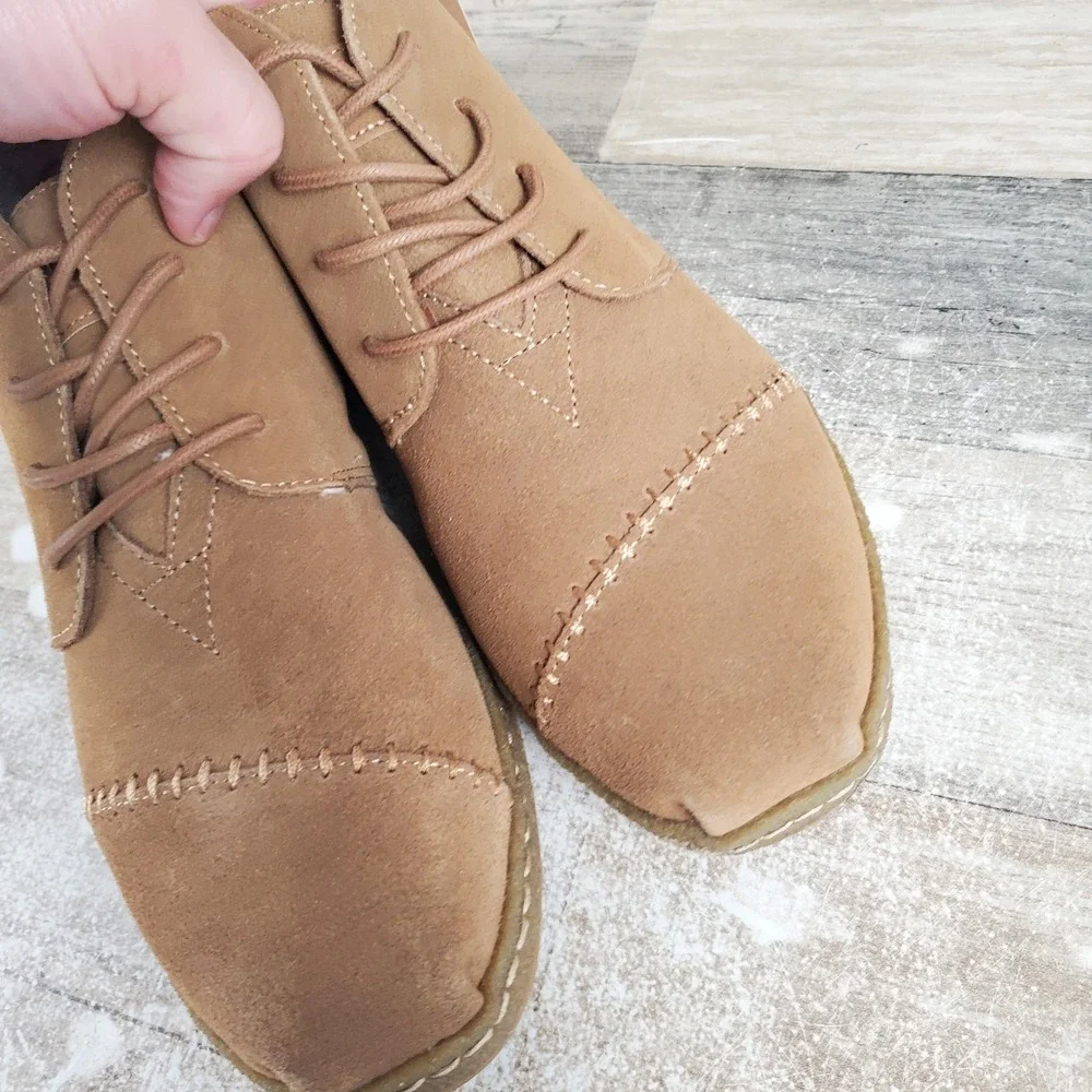 Toms‎ Toffee Bota Boots Mens Sz 8 Faux Shearling Suede Lace-Up